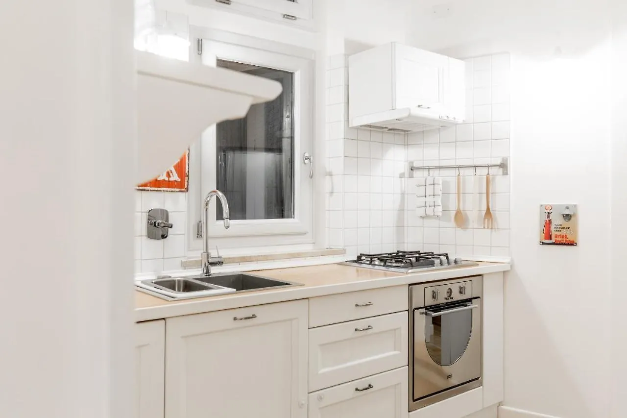 Domus Paganica Charming Apartment Rome Italy
