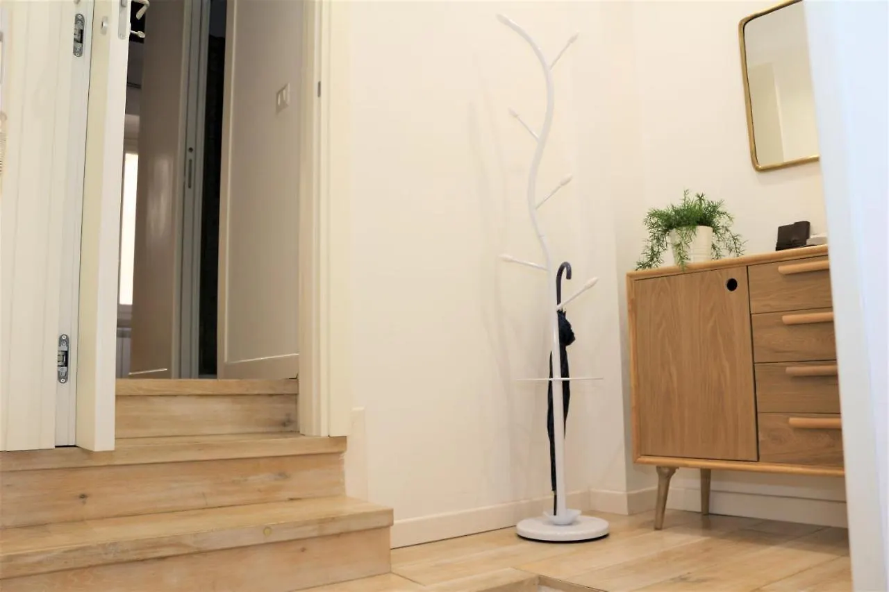 Domus Paganica Charming Apartment Rome