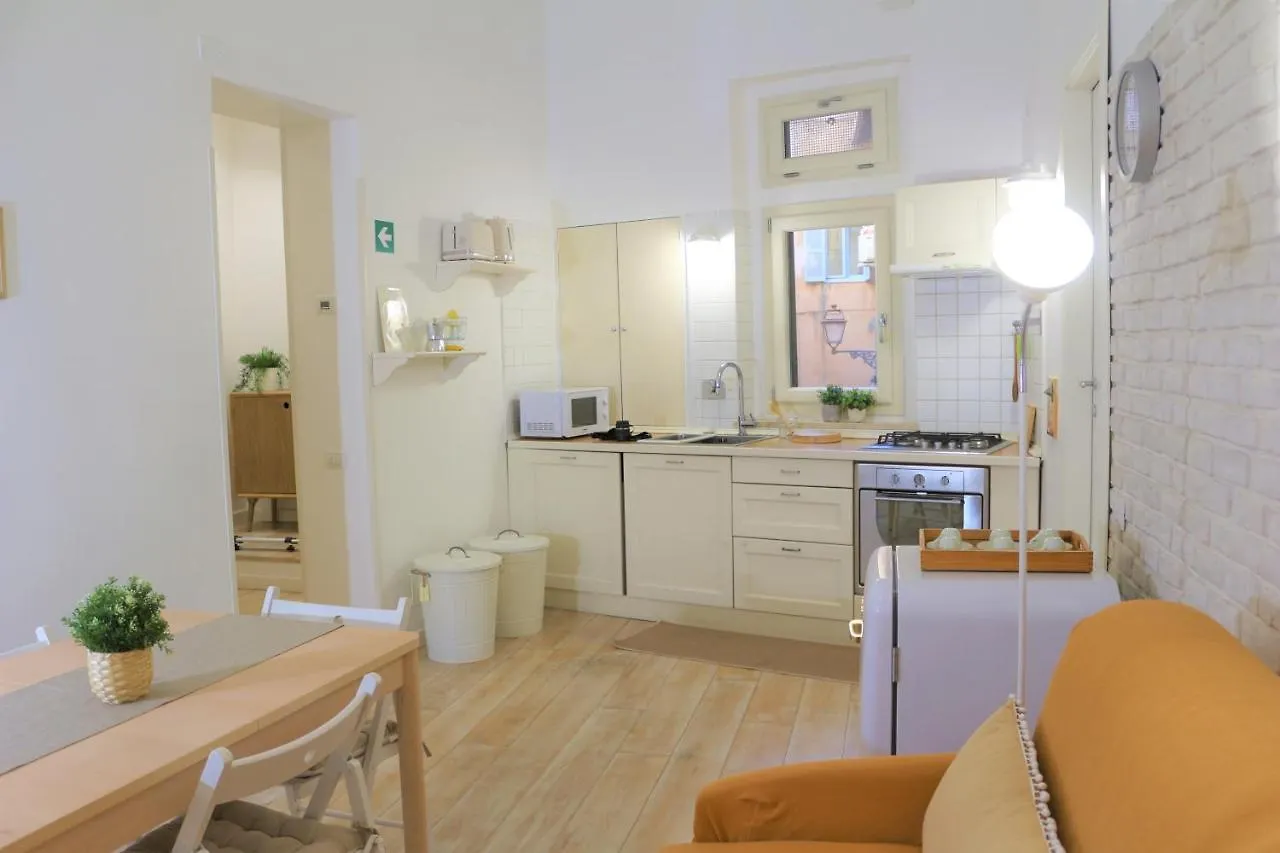 Domus Paganica Charming Apartment Rome